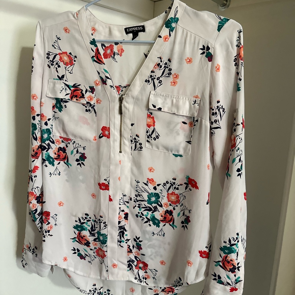 Express Floral Print Women's Top - White and Pink